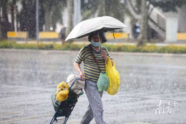 广东天气依然不稳定，今日午后中北部市县多雷雨