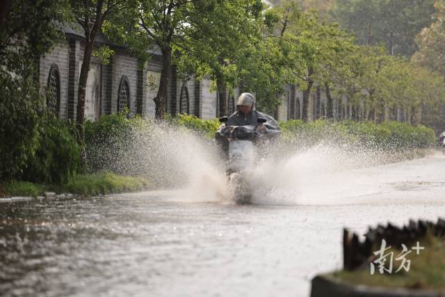 广东天气依然不稳定，今日午后中北部市县多雷雨