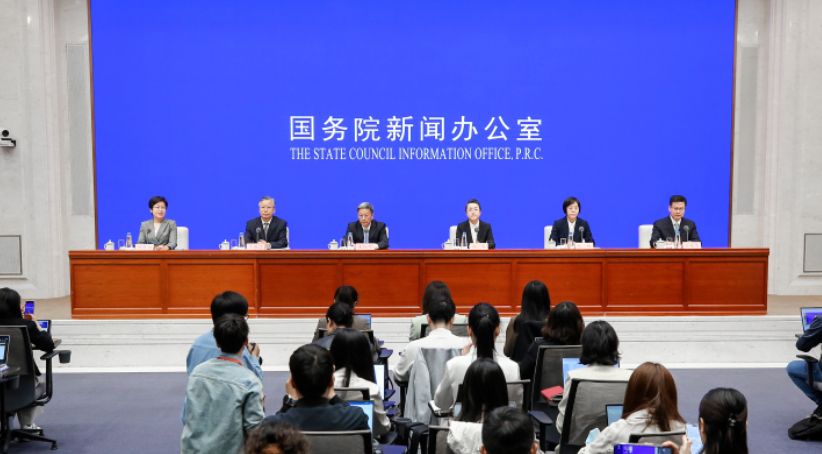 政在发声｜定位基础性法律！民营经济促进法26处“平等”护航民企 